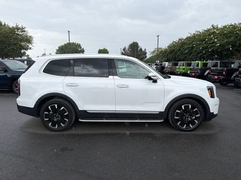 Used 2023 Kia Telluride SX FWD image 2