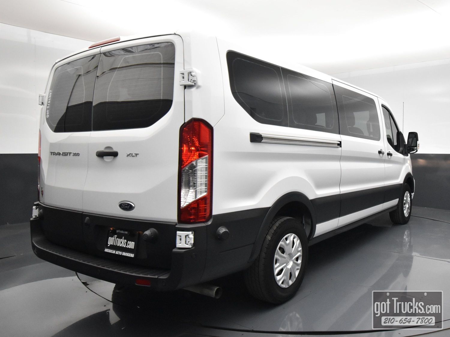 Used 2024 Ford Transit 350 XLT RWD image 51