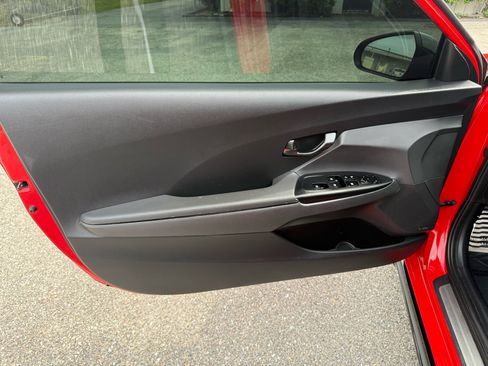 Used 2022 Hyundai Veloster N image 19