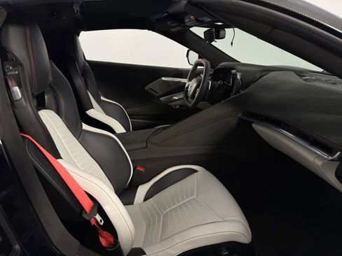 Used 2023 Chevrolet Corvette Stingray Premium Cpe w/ Z51 Performance Package RWD image 15