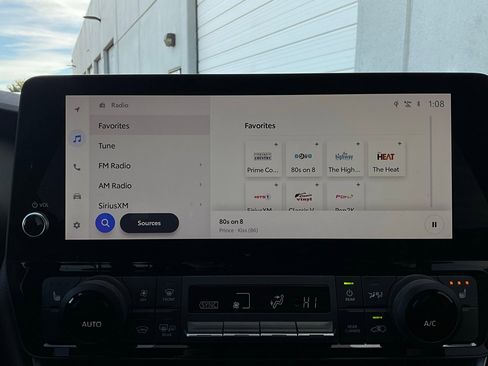 Used 2025 Toyota Grand Highlander FWD image 33