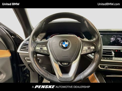 Used 2021 BMW X5 xDrive40i w/ Premium Package 3 AWD/4WD image 6