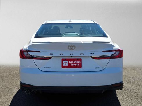 Certified 2025 Toyota Camry SE FWD image 5