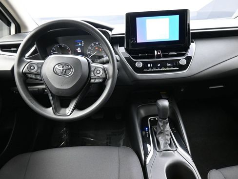 Certified 2025 Toyota Corolla LE image 19