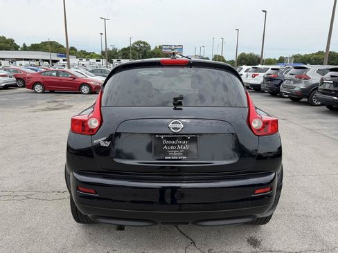 Used 2014 Nissan Juke SV w/ Navigation Package FWD image 4