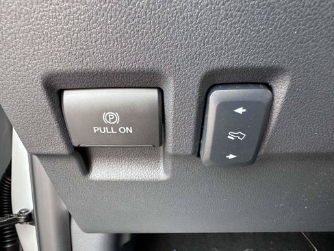 New 2026 Ford F250 Lariat w/ Black Appearance Package AWD/4WD image 18