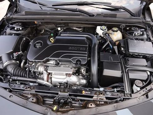 Used 2024 Chevrolet Malibu LT FWD image 29