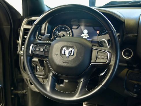 Used 2022 RAM 1500 Laramie AWD/4WD image 23