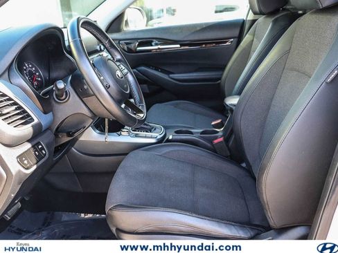 Used 2021 Kia Seltos S FWD image 16