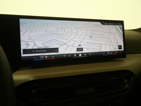 Used 2025 BMW 330i Sedan image 26