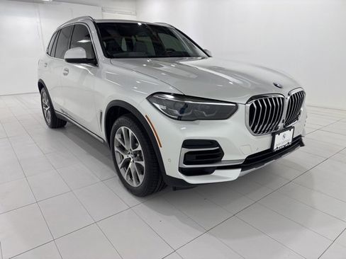 Certified 2023 BMW X5 xDrive40i w/ Premium Package image 7