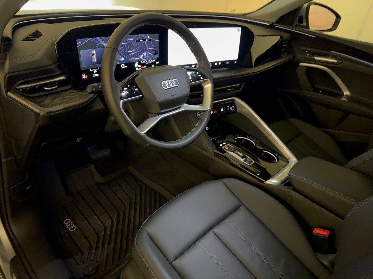 Certified 2026 Audi Q5 Premium AWD/4WD image 4