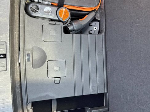 Used 2012 Chevrolet Volt Premium w/ Premium Trim Package image 18