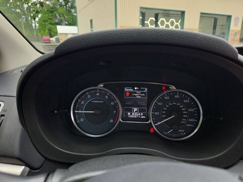 Used 2016 Subaru Crosstrek 2.0i Premium AWD/4WD image 26