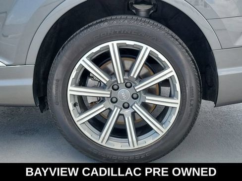Used 2019 Audi Q7 2.0T Premium Plus w/ Premium Plus Package AWD/4WD image 16