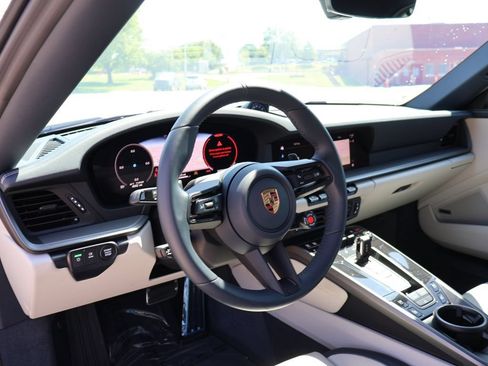 Certified 2025 Porsche 911 Carrera RWD image 23