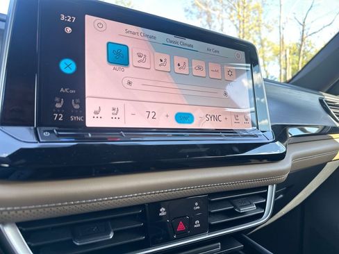 New 2026 Volkswagen Atlas Cross Sport SE AWD/4WD image 11