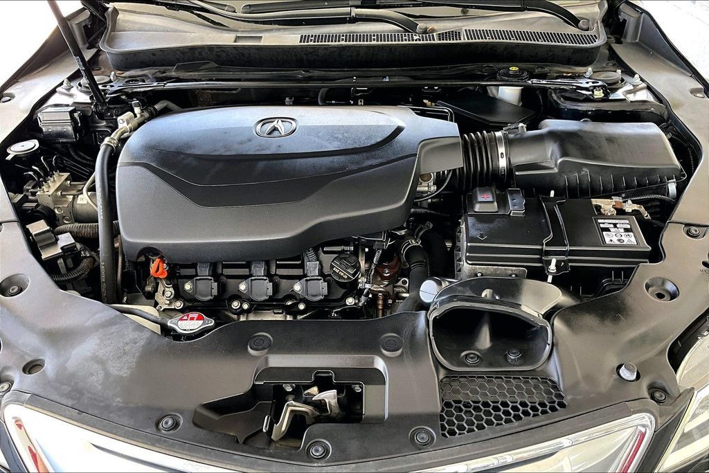 Used 2016 Acura TLX w/ Technology Package FWD image 30