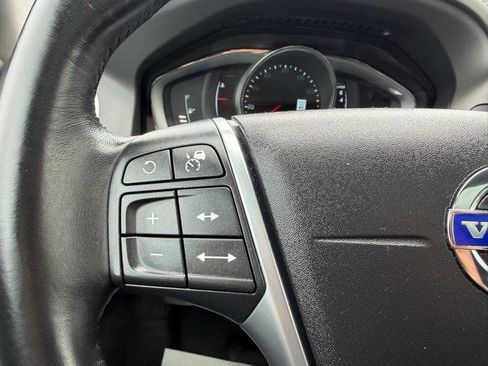 Used 2015 Volvo XC60 T5 Platinum image 53