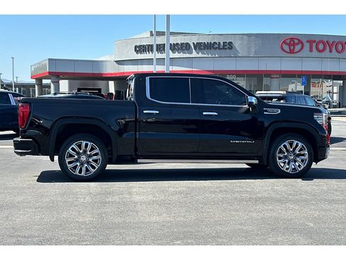 Used 2023 GMC Sierra 1500 Denali w/ Denali Reserve Package AWD/4WD image 3