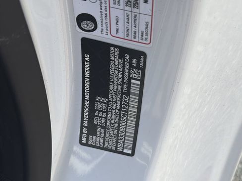 Used 2025 BMW 430i Convertible w/ Premium Package RWD image 34