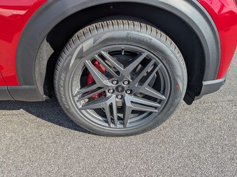 New 2026 Ford Explorer ST-Line w/ ST-Line Street Pack image 11