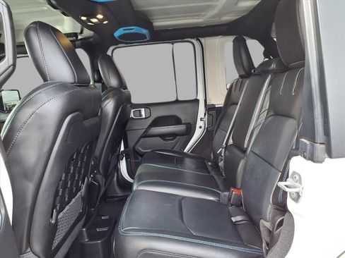 Used 2022 Jeep Wrangler Unlimited Rubicon 4xe w/ Steel Bumper Group image 23