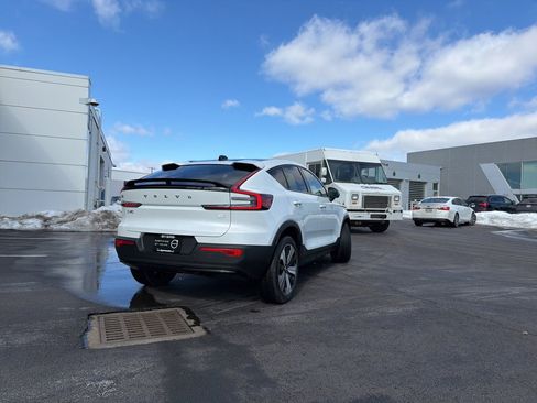 Certified 2023 Volvo C40 P8 Recharge Plus image 3