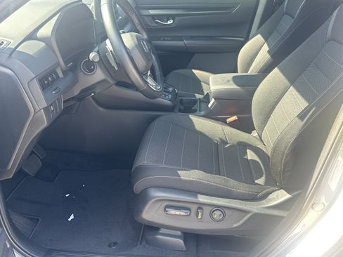 Used 2025 Honda CR-V Sport image 9