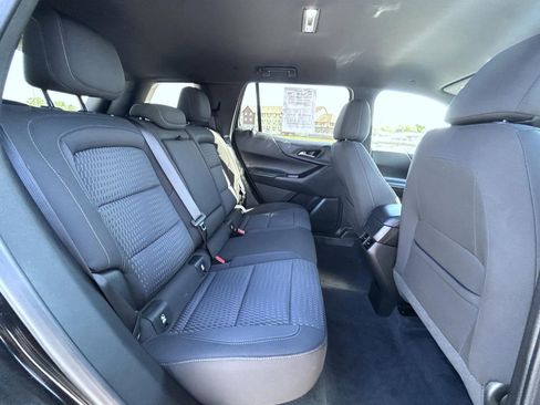 Certified 2025 Chevrolet Equinox LT AWD/4WD image 19