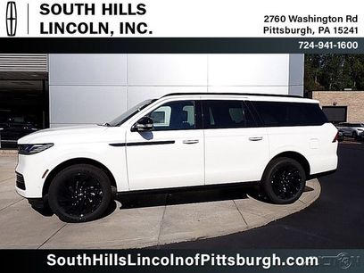 New 2025 Lincoln Navigator L Reserve w/ Jet Appearance Package