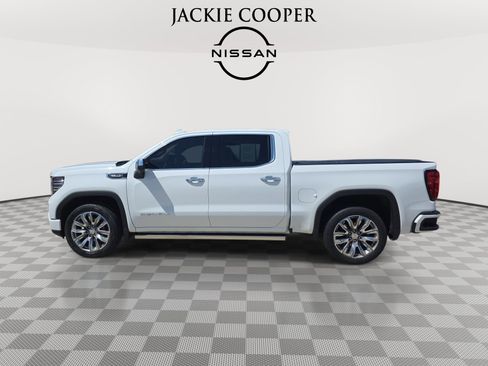 Used 2024 GMC Sierra 1500 Denali w/ Denali Reserve Package AWD/4WD image 8