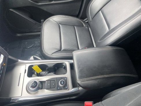 Certified 2020 Ford Explorer XLT w/ Equipment Group 202A image 17