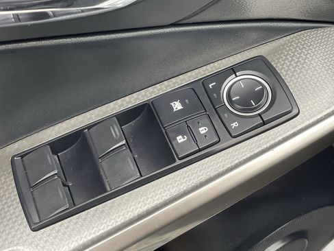 Used 2016 Lexus IS 300 AWD image 22