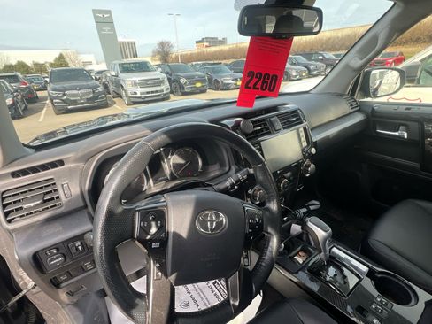 Used 2023 Toyota 4Runner TRD Off-Road Premium w/ Off Road Premium Plus Package image 10