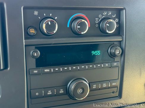 New 2025 GMC Savana 3500 Extended w/ Driver Convenience Package RWD image 12