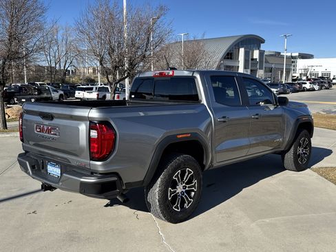 Used 2024 GMC Canyon AT4 w/ Technology Package image 5