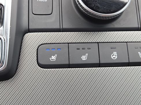 Used 2025 Hyundai Palisade SEL FWD image 6