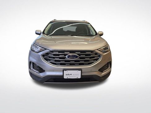 Used 2020 Ford Edge Titanium image 9