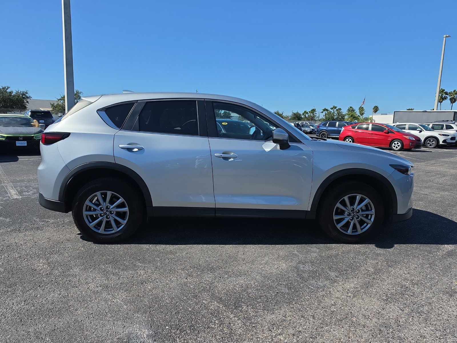 Used 2023 MAZDA CX-5 AWD 2.5 S w/ Select Package image 3