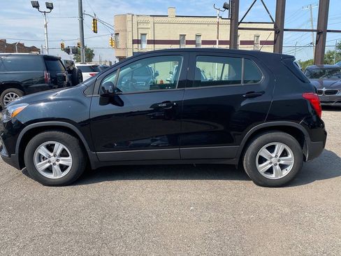 Used 2021 Chevrolet Trax LS FWD image 12