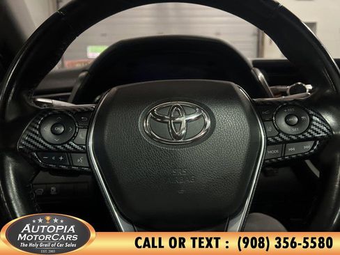 Used 2020 Toyota Camry XSE FWD image 20