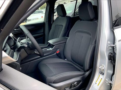 New 2026 Jeep Grand Cherokee Laredo X image 9