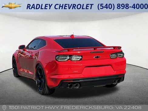 Used 2019 Chevrolet Camaro SS image 3