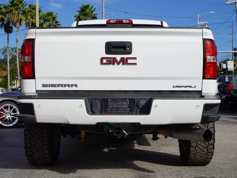 Used 2016 GMC Sierra 3500 Denali w/ Duramax Plus Package image 9