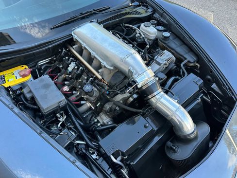 Used 2010 Chevrolet Corvette Convertible w/ Preferred Equipment Group RWD image 38
