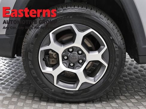 Used 2022 Jeep Compass Trailhawk w/ Trailhawk Elite Group AWD/4WD image 36