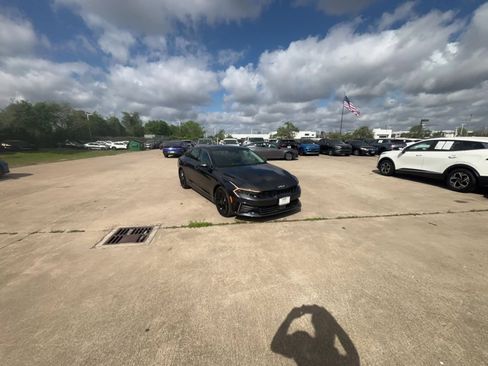 Used 2025 Kia K5 LXS image 16