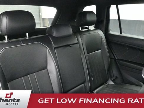Used 2024 Volkswagen Tiguan SE R-Line AWD/4WD image 13