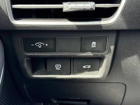 Used 2025 Hyundai Sonata SEL FWD image 19